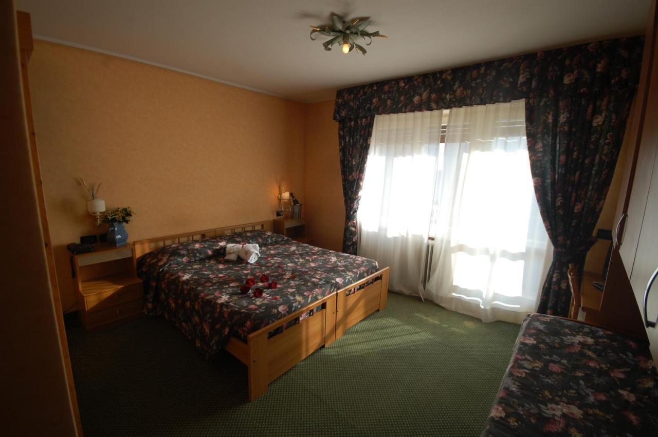Chalet Fiocco Di Neve Pinzolo Εξωτερικό φωτογραφία