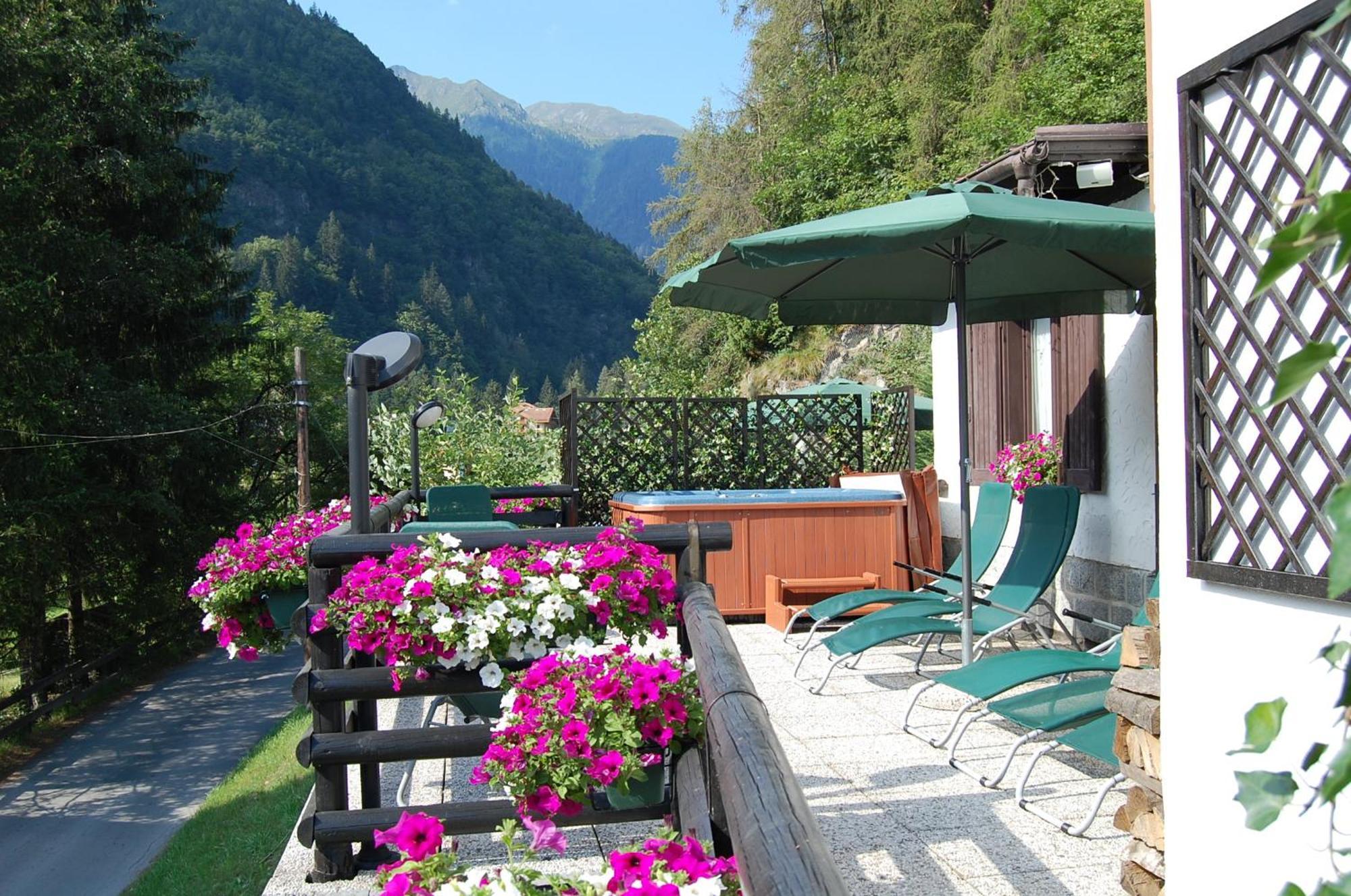 Chalet Fiocco Di Neve Pinzolo Εξωτερικό φωτογραφία